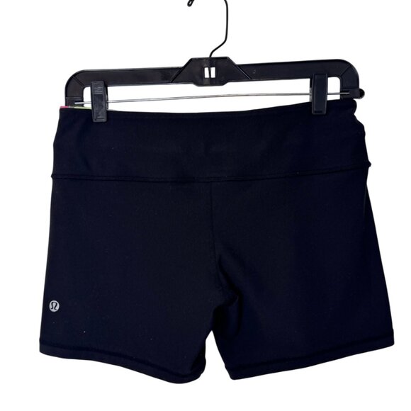 Lululemon athletic shorts black women’s size 8 - Picture 2 of 7